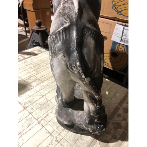 258 - A painted plaster Elephant.  Beaten up.  20th Century.     H:38 W:36 D:16 CM /  H:15 W:14 D:6.6 INCH... 