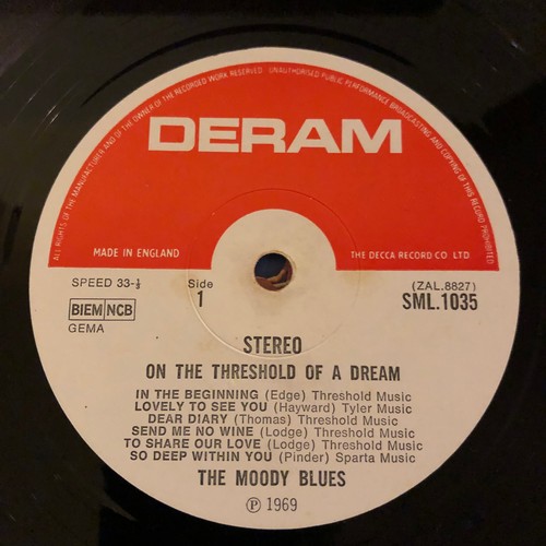 3411 - The moody blues. On the threshold of a dream. SML 1035