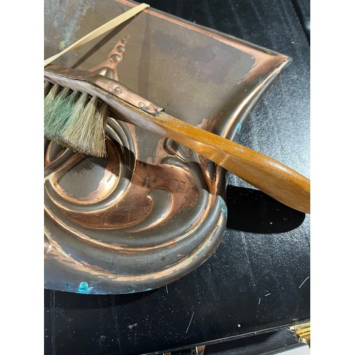 249 - Antique copper Victorian dustpan and brush