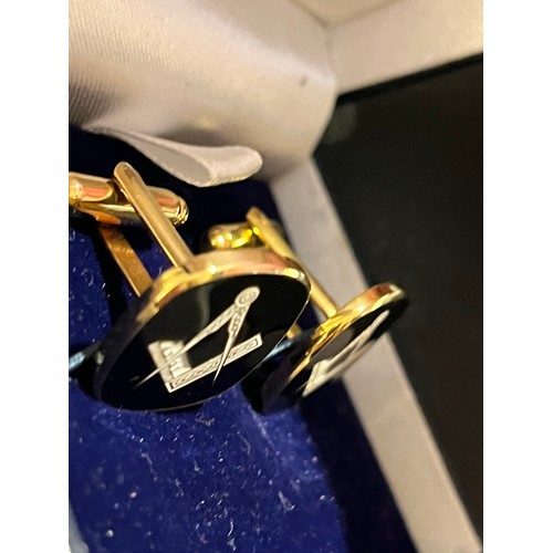 858 - Masonic cuff links. Boxed