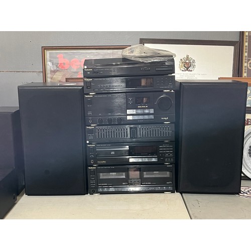 1187 - Technics tower system with deck, CD player, radio, amplifier, graphic equalizer and tape to tape. C/... 