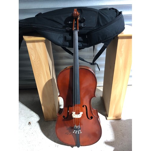 1191 - 1/2 size students Cello.