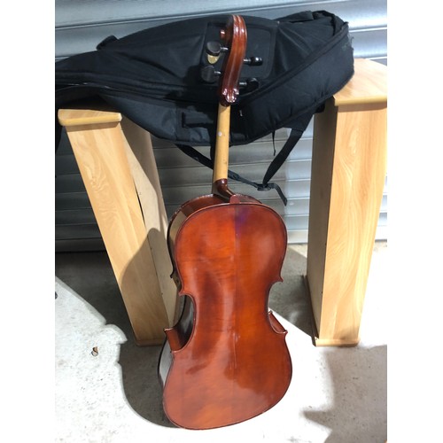 1191 - 1/2 size students Cello.