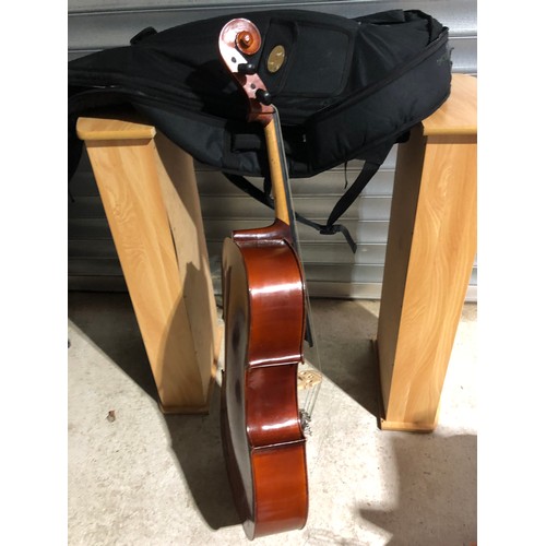 1191 - 1/2 size students Cello.