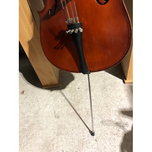 1191 - 1/2 size students Cello.