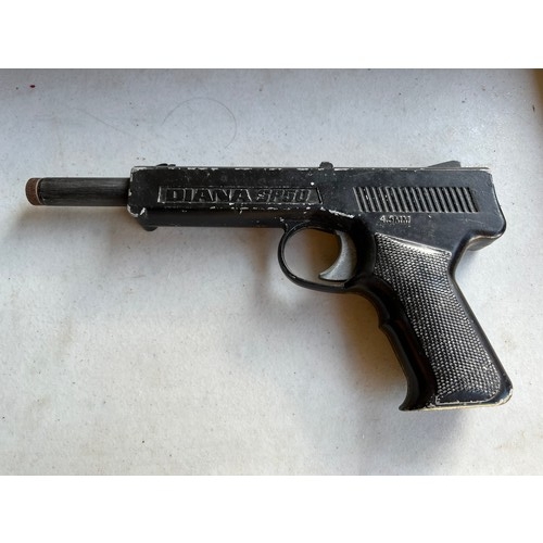 252 - Diana SP50 .177 air pistol. Working and complete