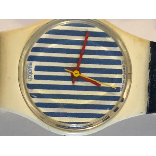 173 - 1988 Newport Swatch S721 671 Swiss Watch. Requires a battery.