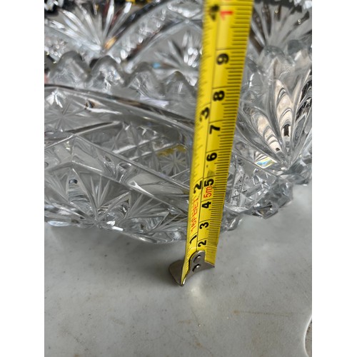 American brilliant cut glass fruit bowl. 2 chipped teeth on rim