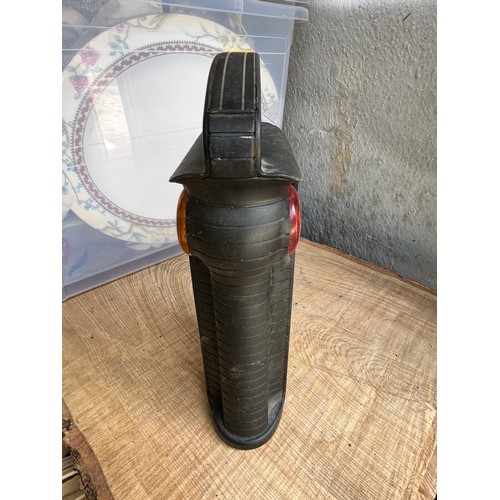 26 - Uniross CH8858 Rechargable work light