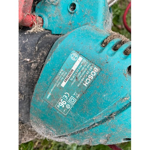 52 - Bosch ART 26 Combitrim electric strimmer. Working