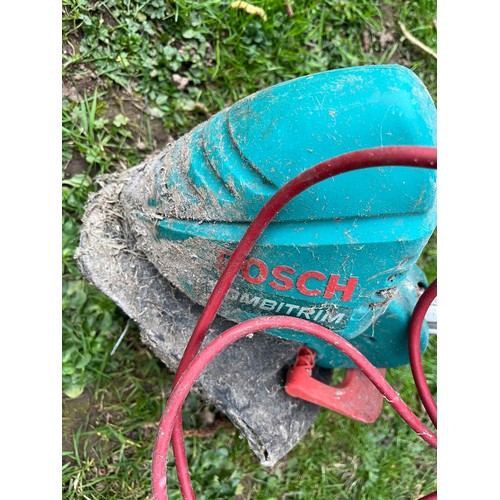52 - Bosch ART 26 Combitrim electric strimmer. Working