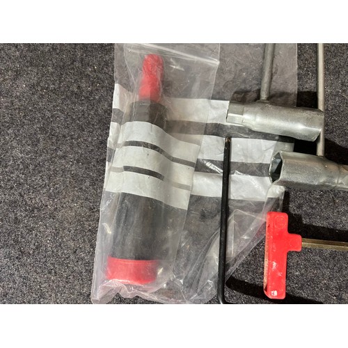 67 - Chainsaw tools and bar greaser