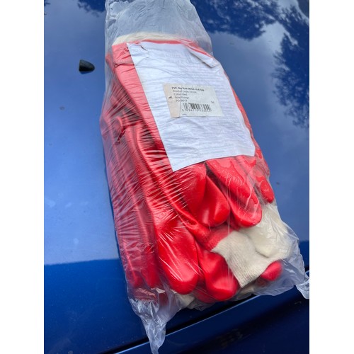 131 - Pack of new red full dip knit gloves Size XL or 10