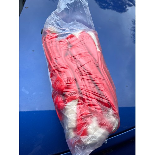 131 - Pack of new red full dip knit gloves Size XL or 10