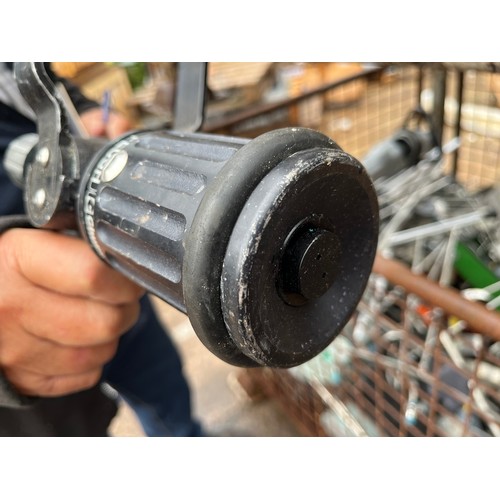 157 - Fire hose nozzle