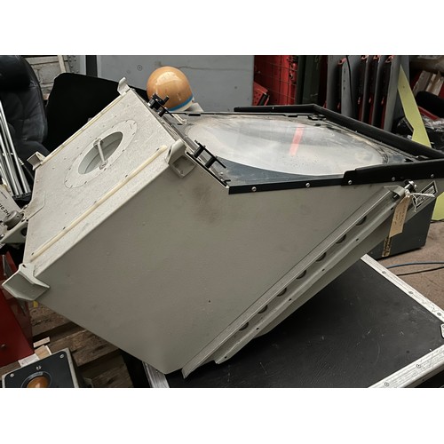 360 - MOD - Sea King Helicopter plan position indicator Radar screen in serviceable condition