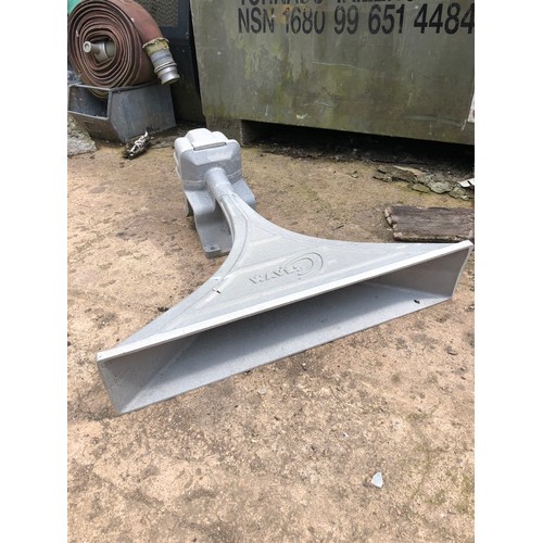 368 - MOD - Waves aluminium loud speaker.