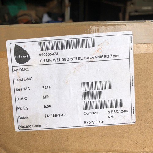 399 - MOD - 7 mm welded galvanised steel chain. Length 20 foot rated to 900kgs.