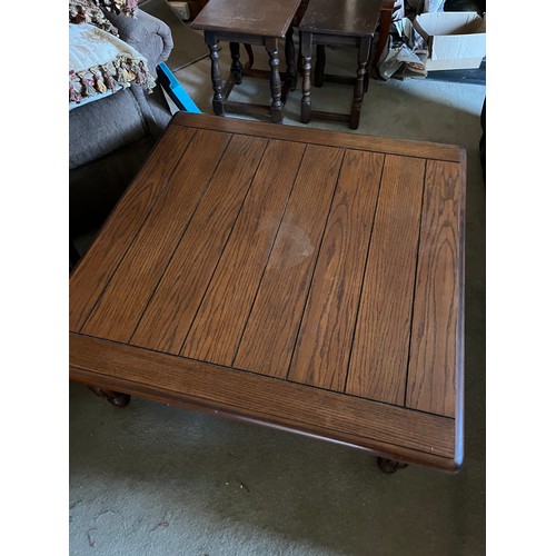 497 - Low lounge table