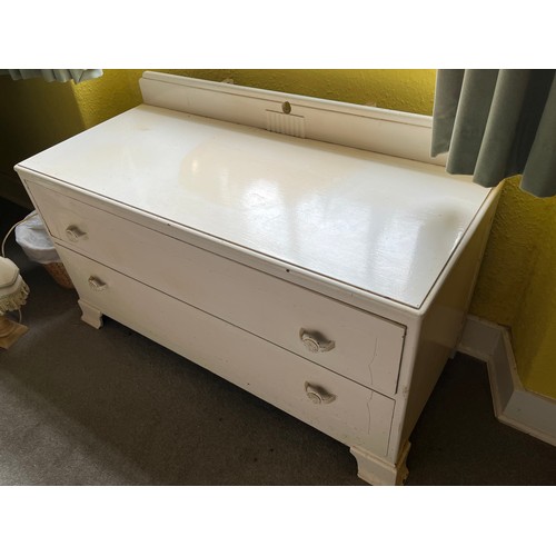 520 - Painted wooden chest of drawers. Dovetailed with metal handles