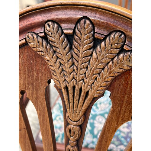 540 - Set of 6 Woodstock Reproductions dining chairs including carvers