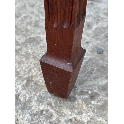 540 - Set of 6 Woodstock Reproductions dining chairs including carvers