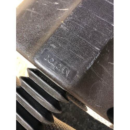 575 - Swivel chair by Dauphin.  good working condition