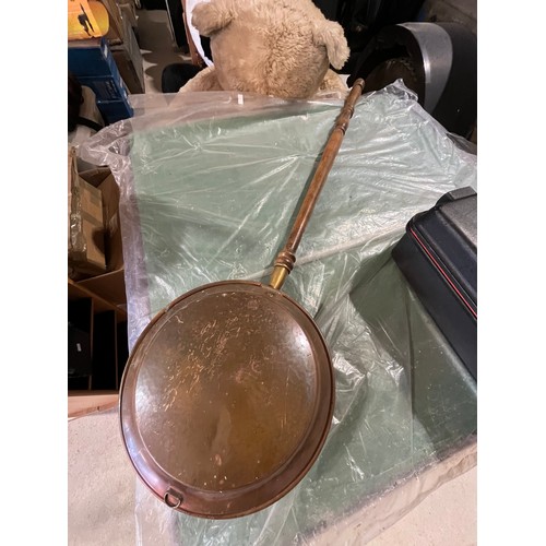 656 - Antique copper Victorian bed warming pan