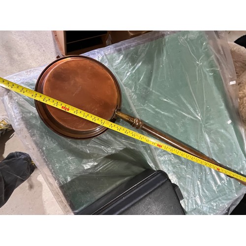 656 - Antique copper Victorian bed warming pan