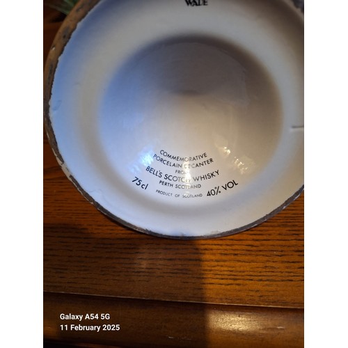 726 - Bell's Scotch Whisky. Full & sealed 75cl 40% ceramic Charles & Diana Royal wedding commemorative dec... 