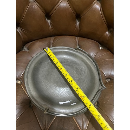 729 - Pewter tray with handle 500g