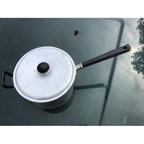 769 - Crown Merton. Large Aluminium and Bakelite handled saucepan with lid.