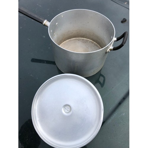 769 - Crown Merton. Large Aluminium and Bakelite handled saucepan with lid.