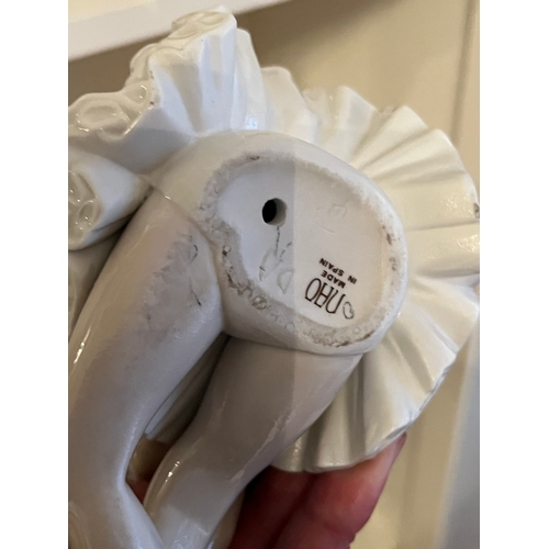 786 - 2 NAO Ballerina figurines