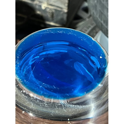 810 - Murano blue bulbous vase