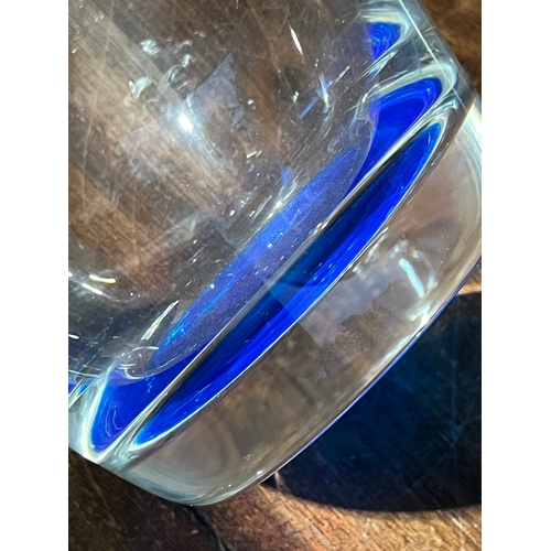 810 - Murano blue bulbous vase