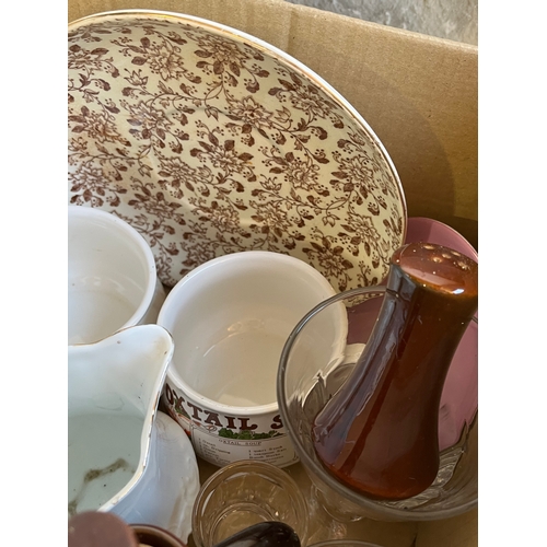 836 - Box of chinaware including Widdicombe fair