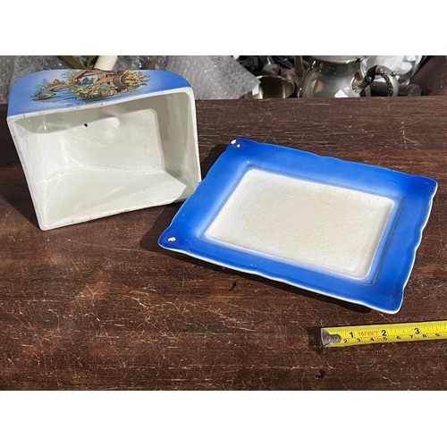 858 - Cheese / Butter dish as pictured