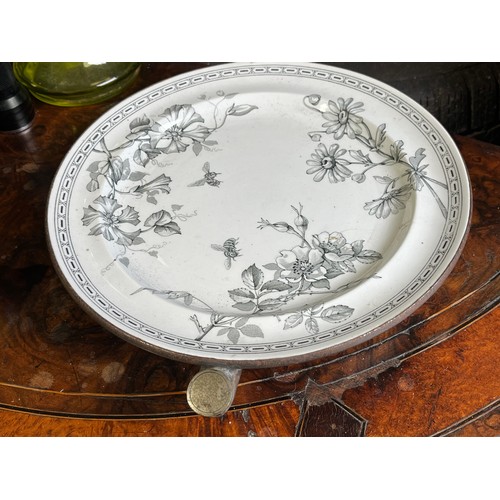 882 - Victorian JMW warming plate with stopper in a bee and flower decoration