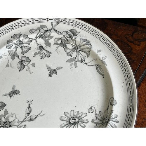 882 - Victorian JMW warming plate with stopper in a bee and flower decoration