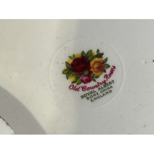 896 - Royal Albert Old Country Roses dinner plate and cereal bowl