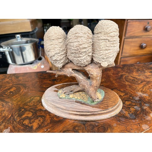 905 - Country Artists group of three owls on a branch