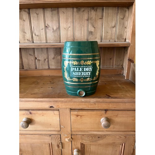 913 - Vintage Sherry barrel by Royal Winton