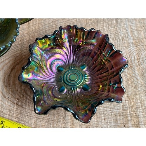 970 - 2 Carnival glass bowls