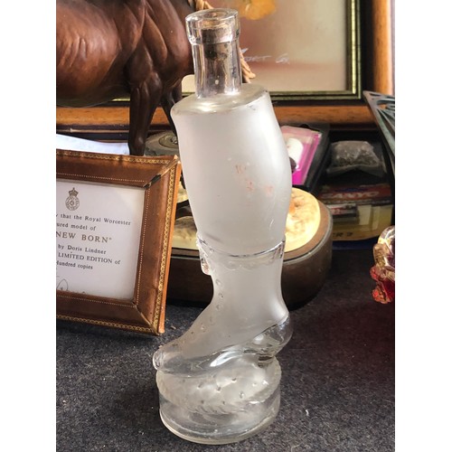 1045 - Legras frosted glass boot