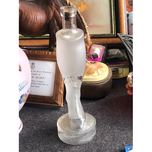 1045 - Legras frosted glass boot