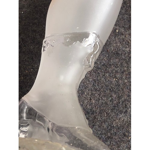 1045 - Legras frosted glass boot