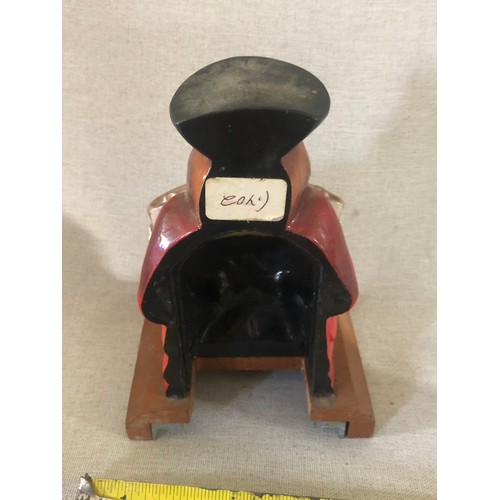 1084 - Toby bitter bar top pump shroud.