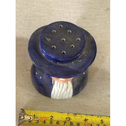 1086 - Wood and Sons Flower sifter.