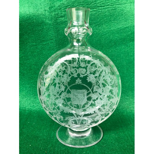1116 - Baccarat carafe or decanter without stopper. Signed